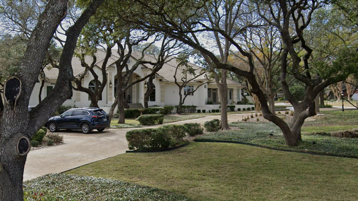 The Texas house where Jerry Hernandez was killed in a subsequent murder-suicide